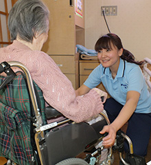 先輩スタッフ